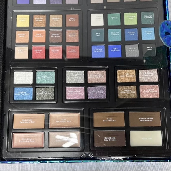 ULTA Beauty Box Prism Edition Holographic 92 Pieces Collection NWT! - Picture 5 of 12